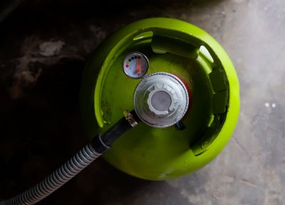 LPG cylinder with a regulator